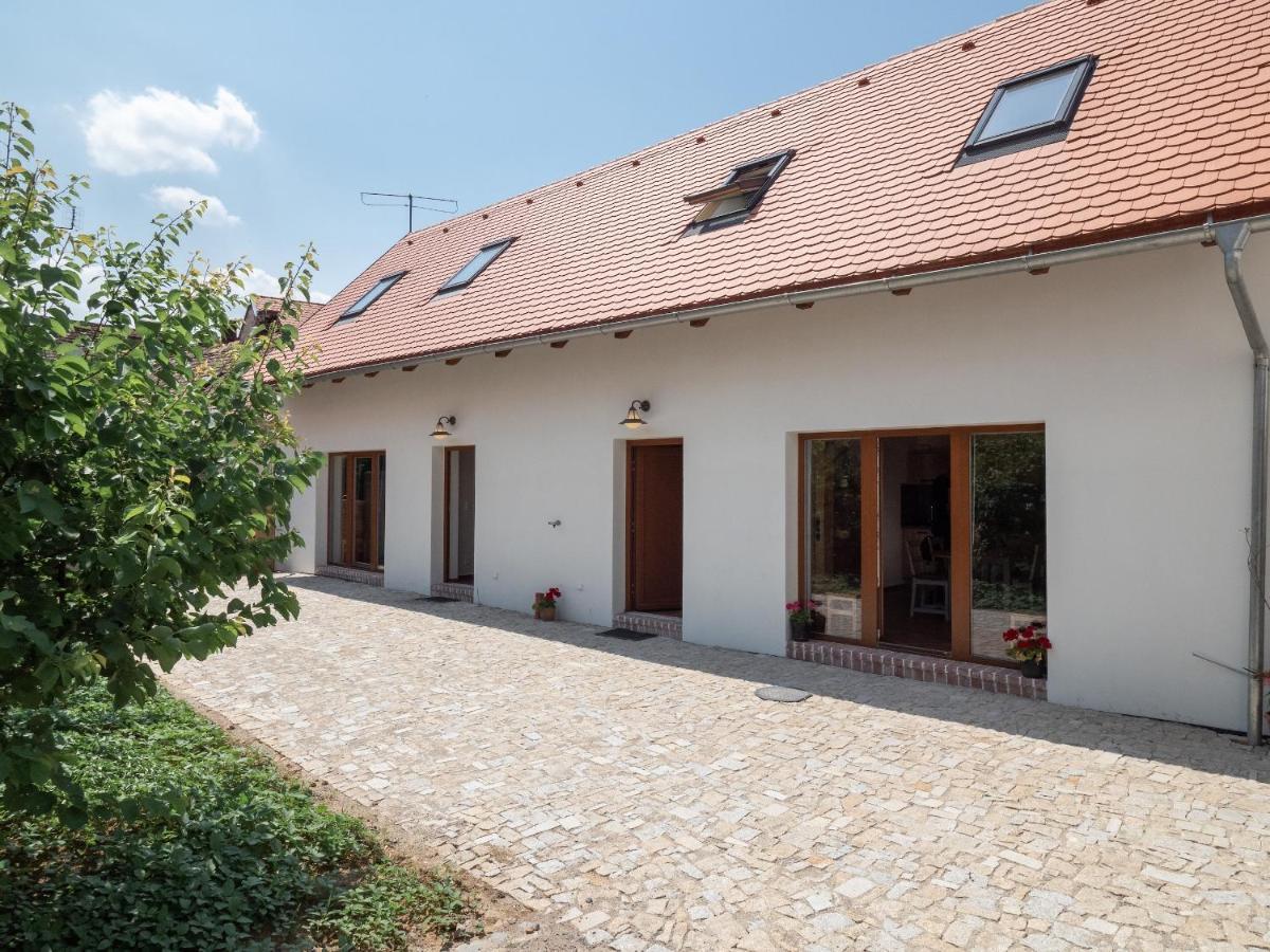 Penzion Andel Šatov Exterior foto